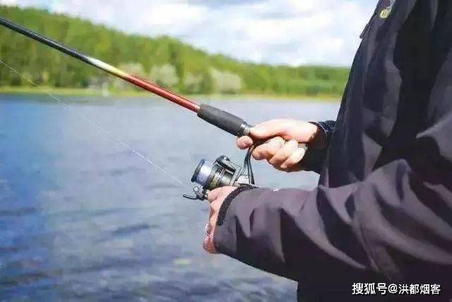 华为手机限制密码怎么解开
:经典微小说：上钩