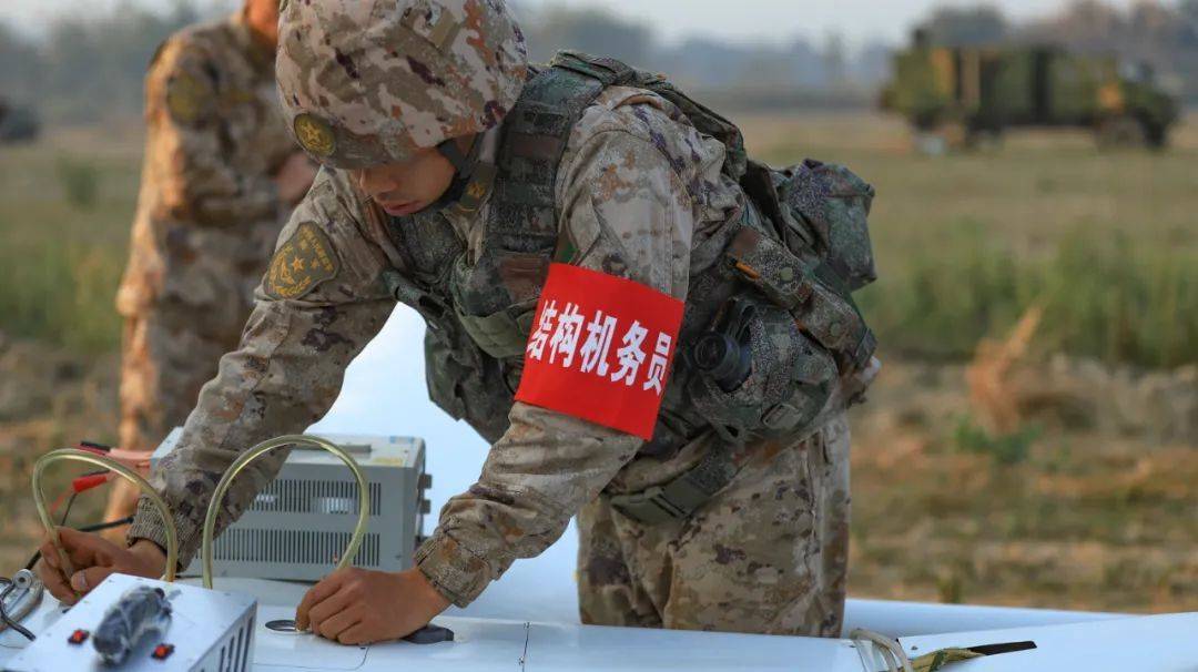 日本冲绳哪里有卖华为手机
:“鹰眼”已锁定目标，执行任务！