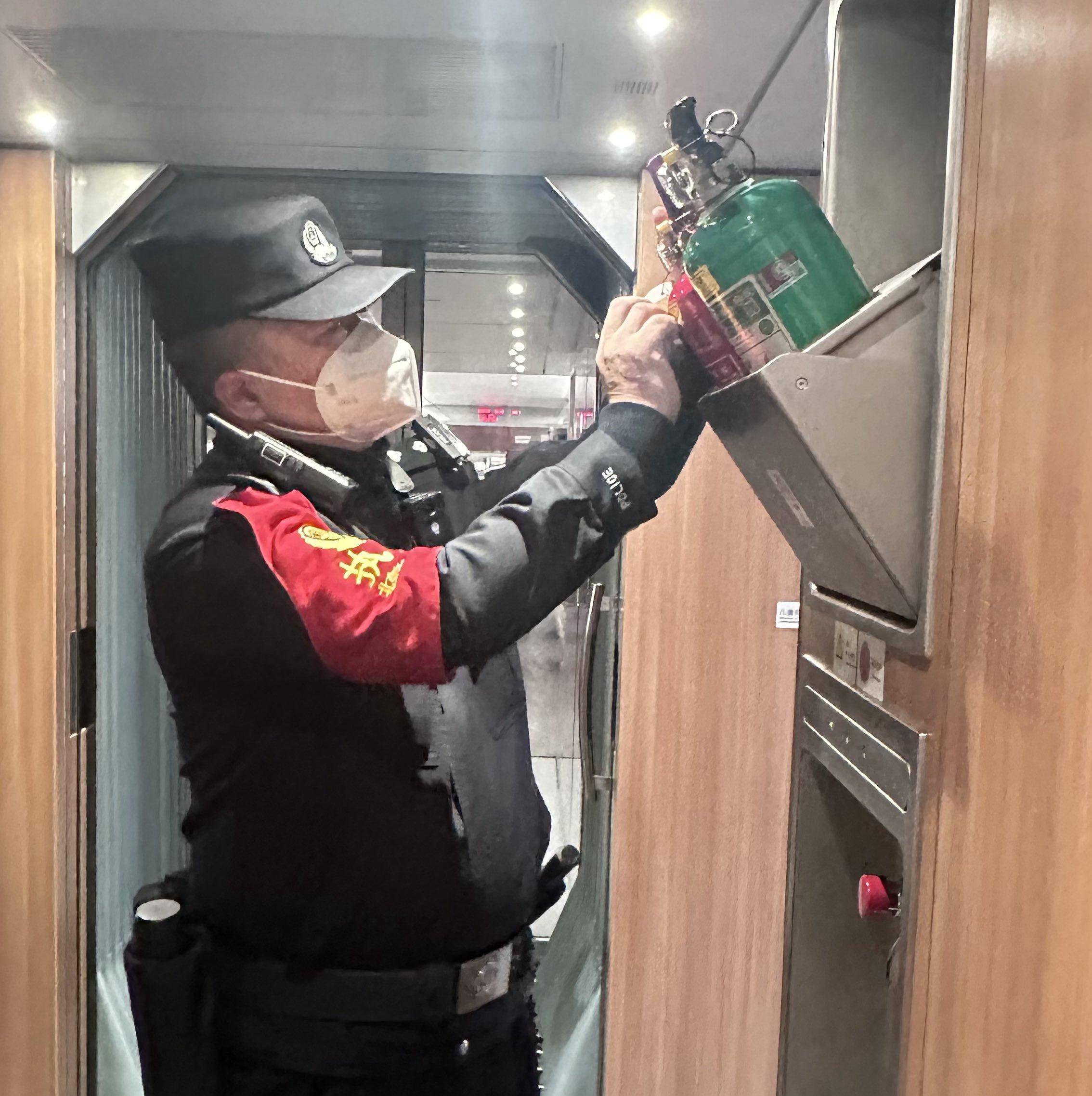 电信版苹果13是什么意思:北京铁警陈超：平凡岗位上的“多面手”