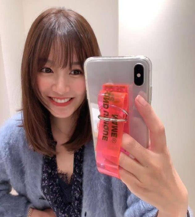 秀脸软件下载苹果版玩不了:生完二胎后，张子萱发视频秀恩爱，陈赫撒娇：买了也不玩