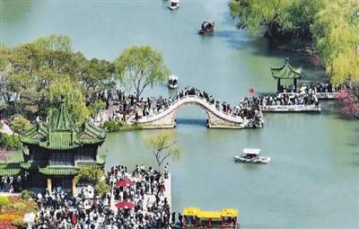 魅力云盒苹果版
:多地客流量大增 网红城市频“出圈” 国内游市场亮点迭出-第3张图片-亚星国际官网