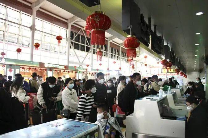 青苹果影院2019版
:丽江大地影院春节票房占本地四家影院票房一半；2月3日丽江将试鸣防灾警报-第5张图片-亚星国际官网