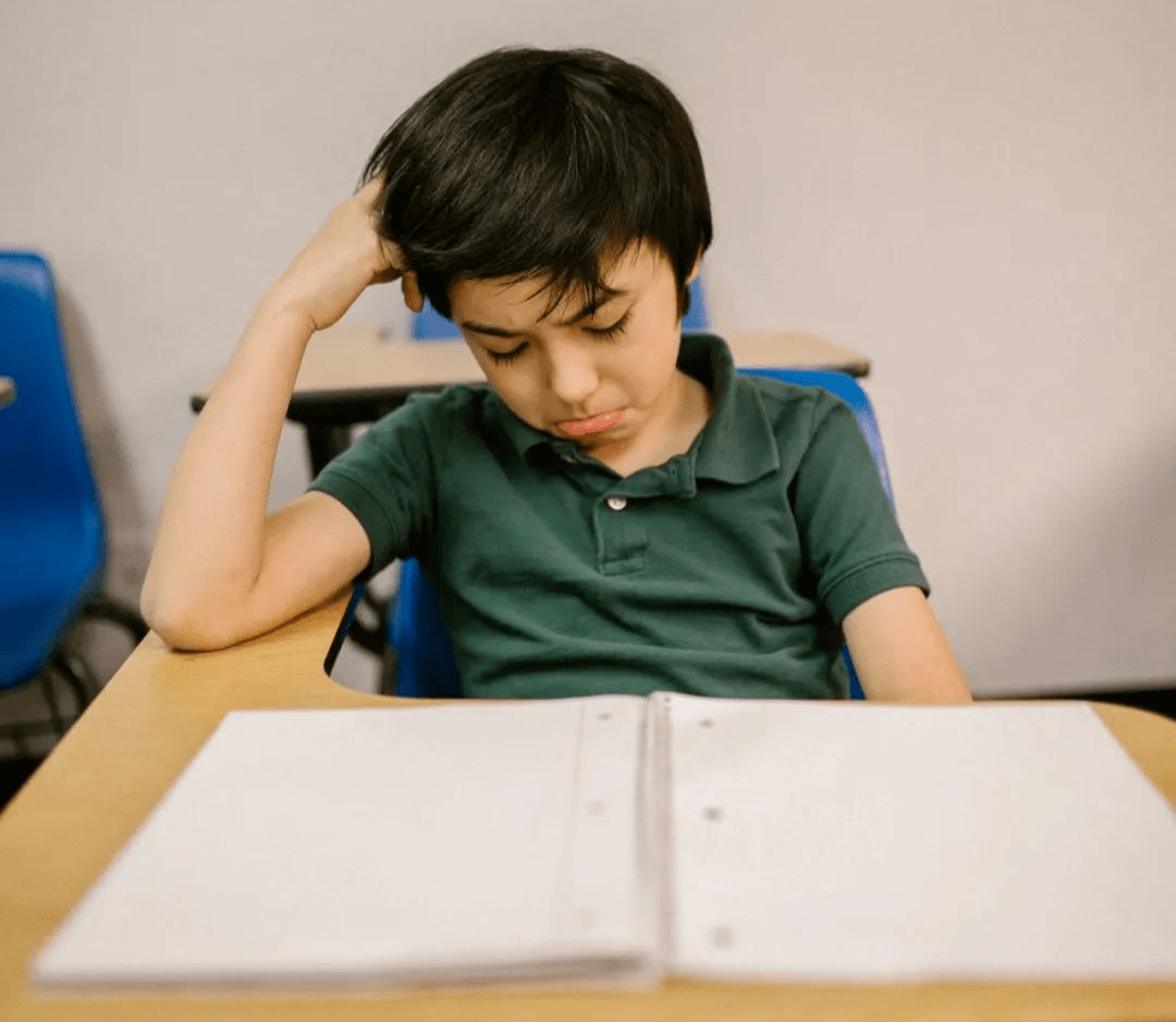 起点朗读苹果6版
:中小学生的“背书神器”，诵读耳返真的好用吗？