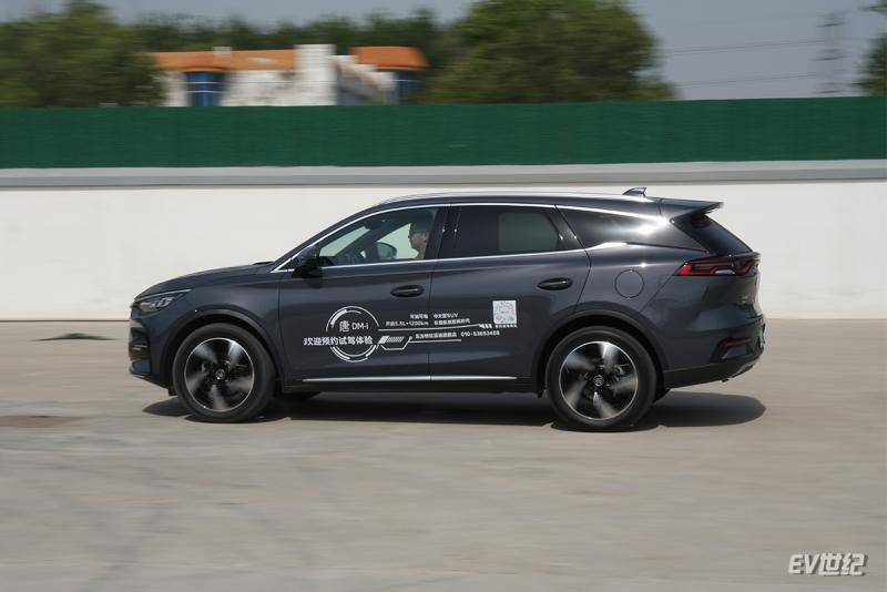 苹果八特别版功能:试驾唐DM-i冠军版 20万出头买7座插混SUV-第26张图片-亚星国际官网